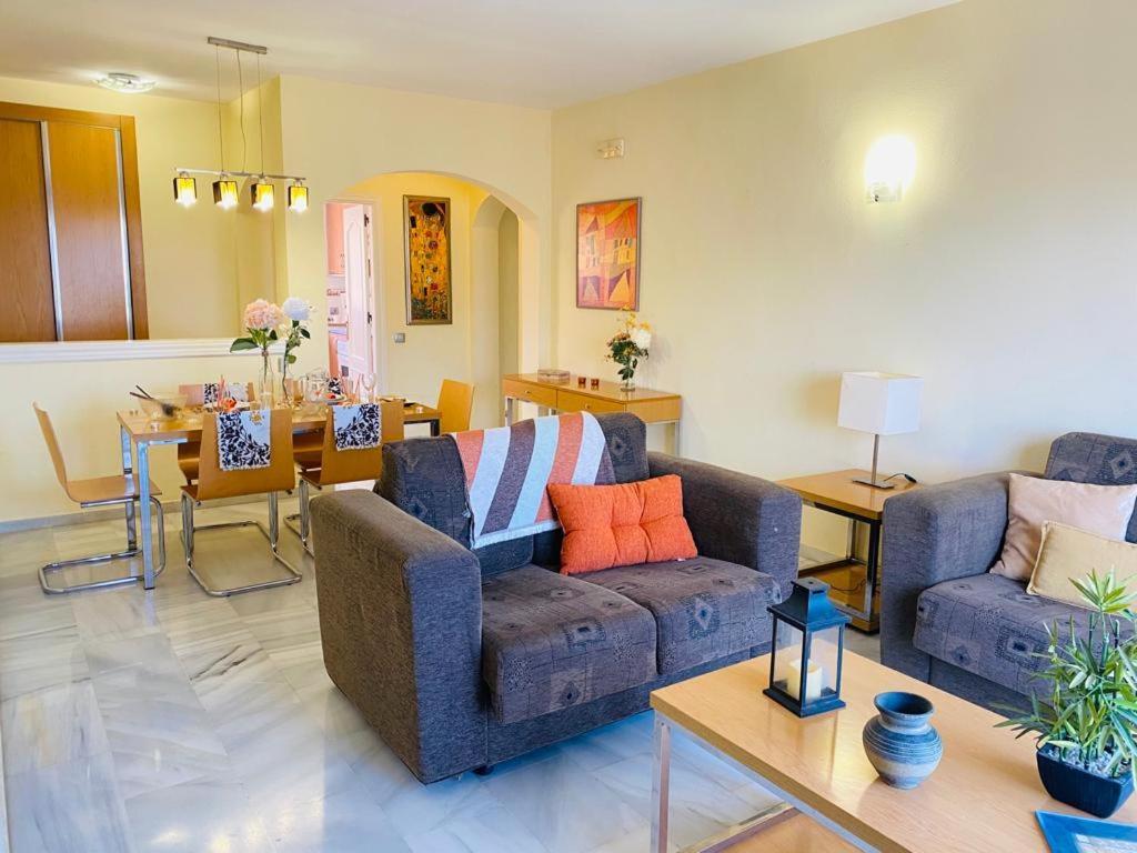 Oasis Apartment ミハス エクステリア 写真